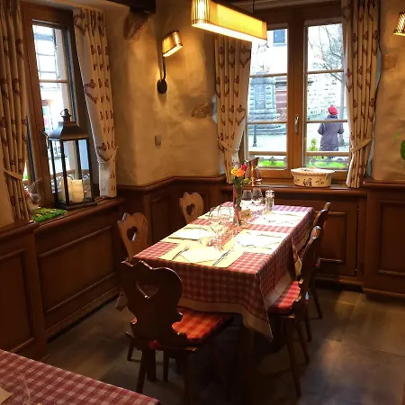 Auberge Des Trois Chateaux-3