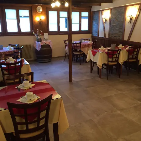 Auberge Des Trois Chateaux-2
